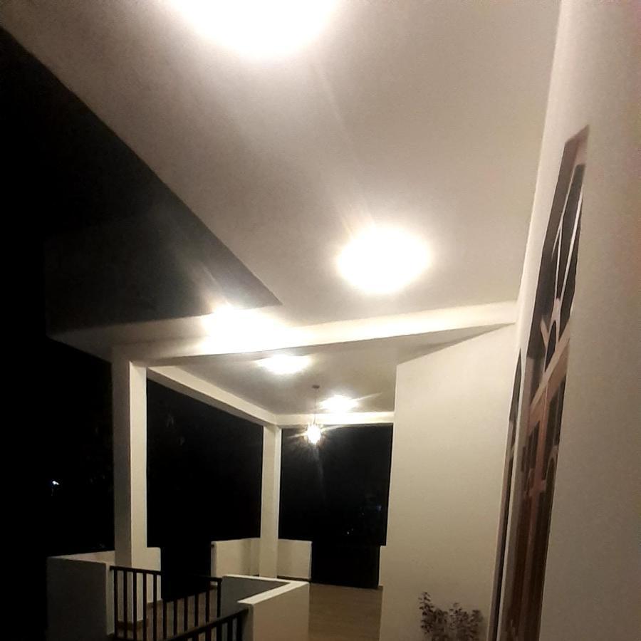 Airport Layover B&B Katunayake Exterior photo
