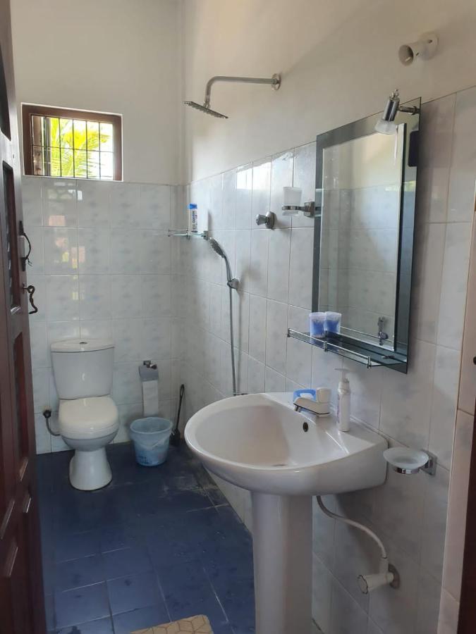 Airport Layover B&B Katunayake Exterior photo