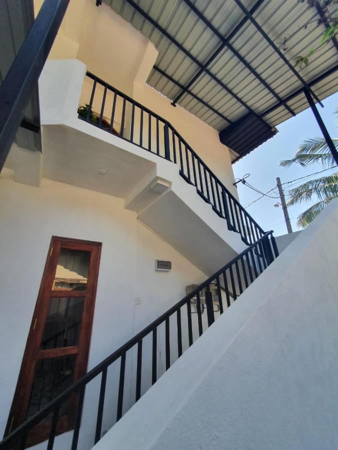 Airport Layover B&B Katunayake Exterior photo